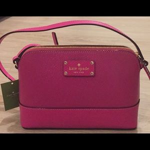 Kate spade Hannah crossbody hot pink !